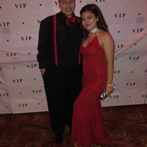 Prom dress - Picture 3 of 5